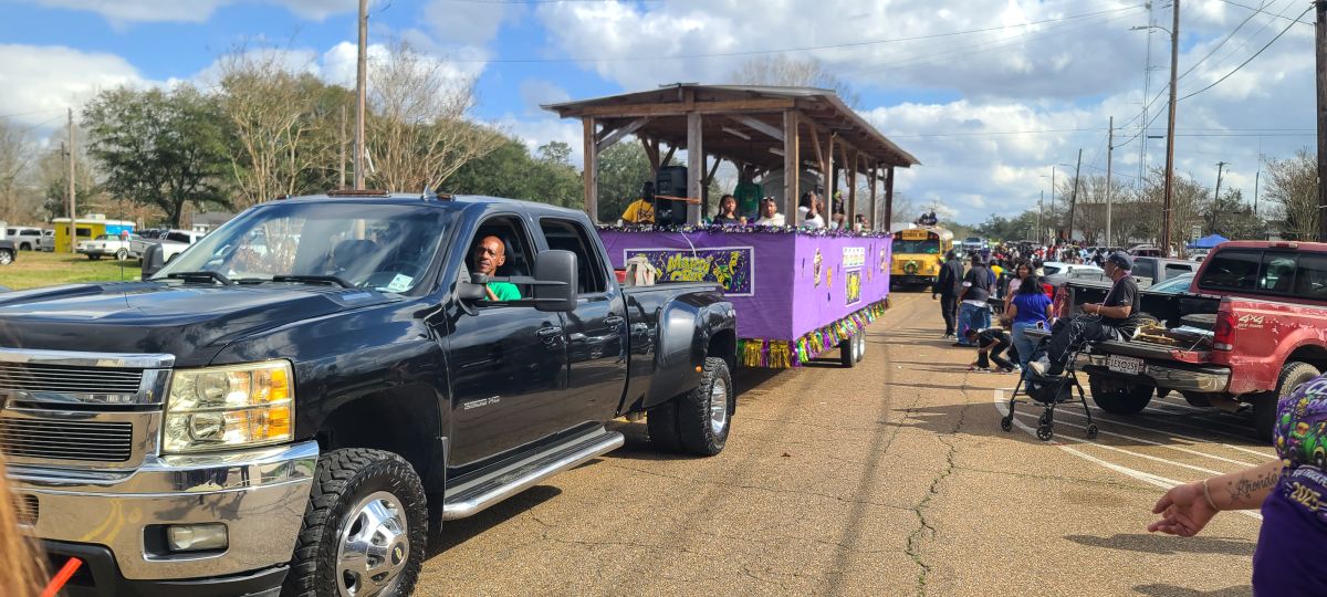 Mardi Gras participants